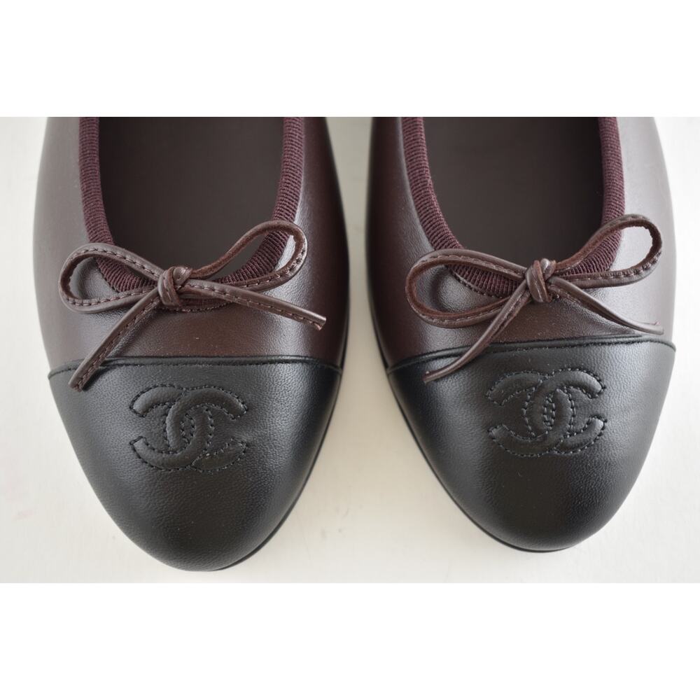 Chanel 26K Chocolate Dark Brown Black Lambskin CC Cap Ballet Ballerina Flat 37.5 - Picture 13 of 16